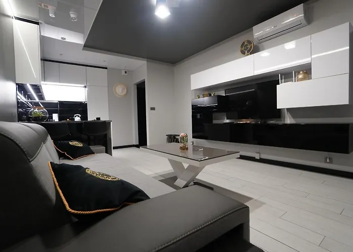 Lema Versace * Cracóvia