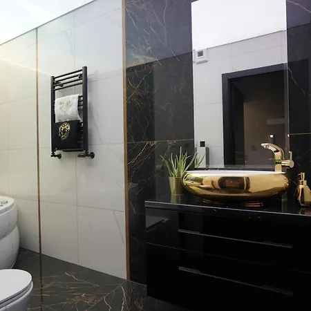 Lema Versace Przy Tauron Arena- Jacuzzi, Parking Apartament *