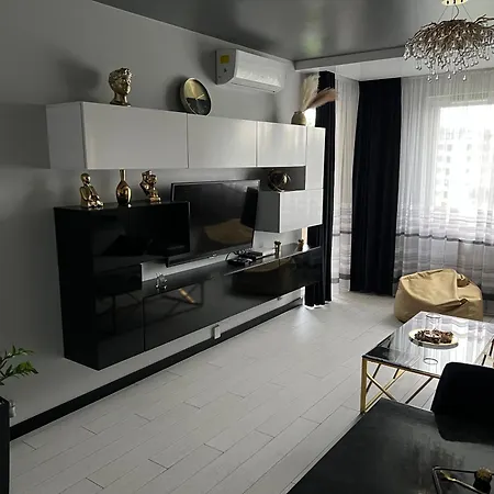 Lema Versace Przy Tauron Arena- Jacuzzi, Parking * Cracovie