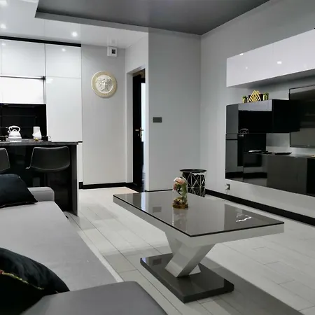 Lema Versace Apartament *